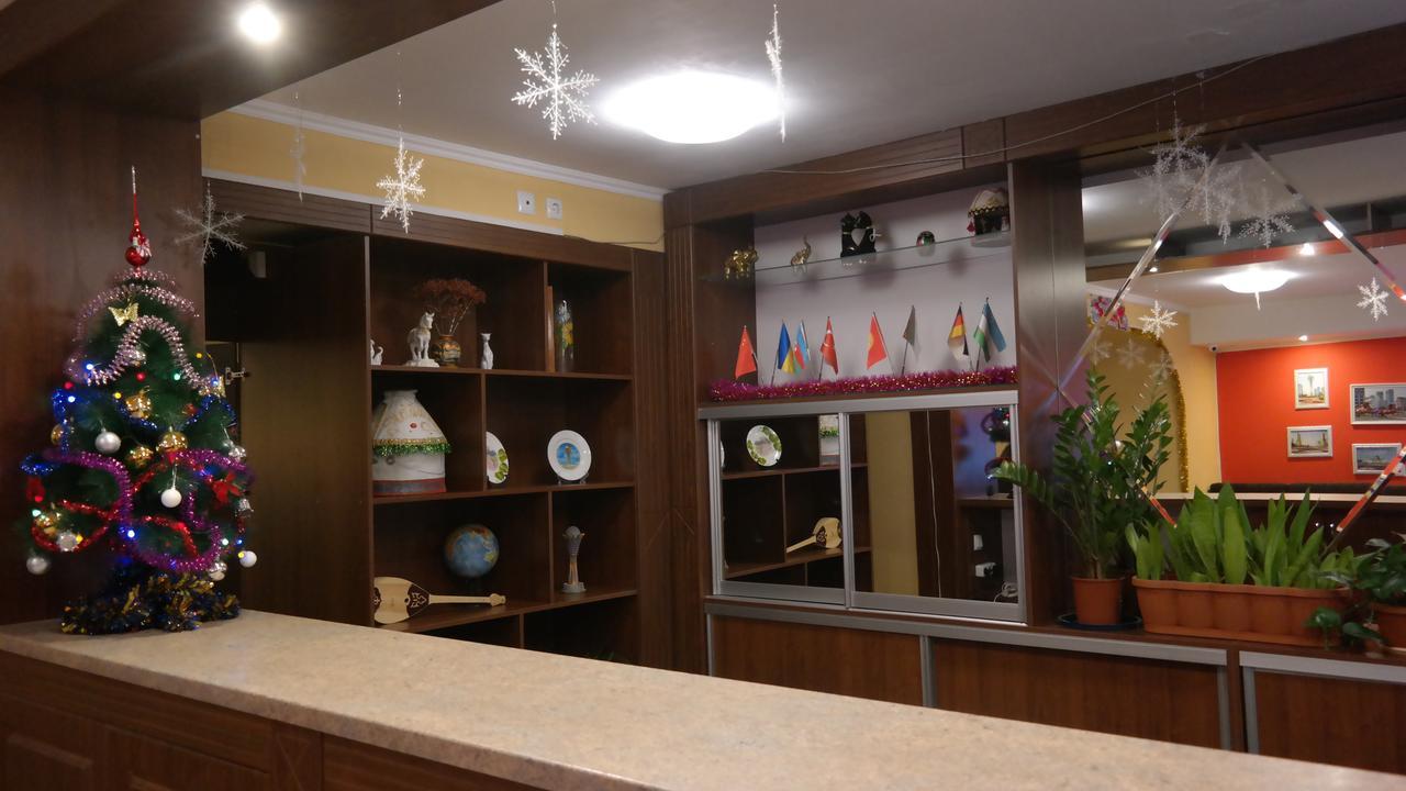 Astana Best Hostel מראה חיצוני תמונה